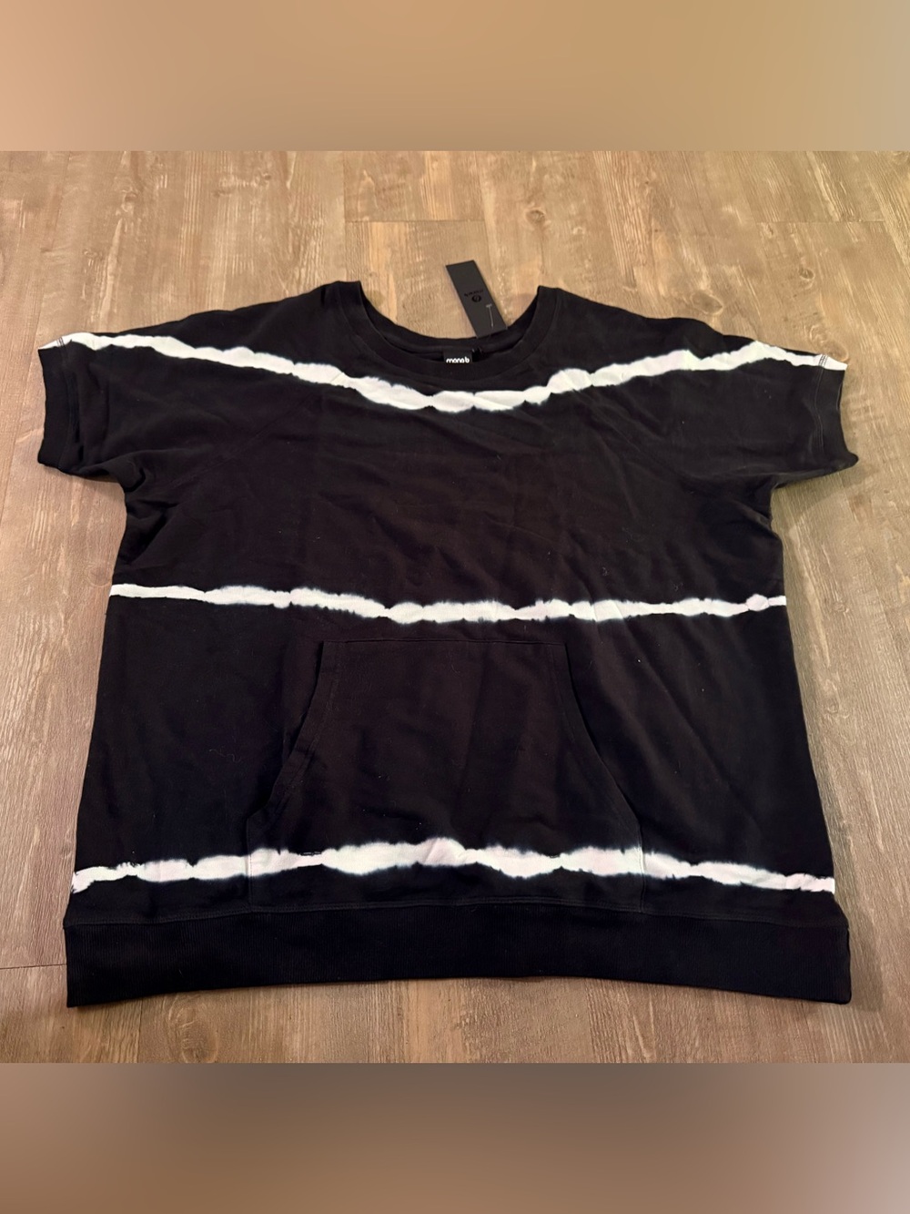NWT Mono b sweater top with pockets